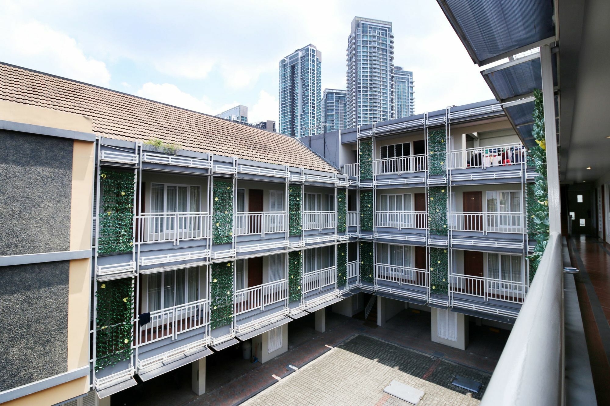 Rumah tetamu Airy Bangka Kemang Satu 4b 2*